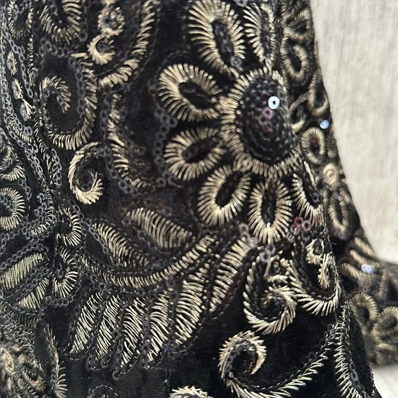 Aldo Women's Black gold  Brocade Block Heel Ankle Boot Size 6.5 M - Picture 6 of 6